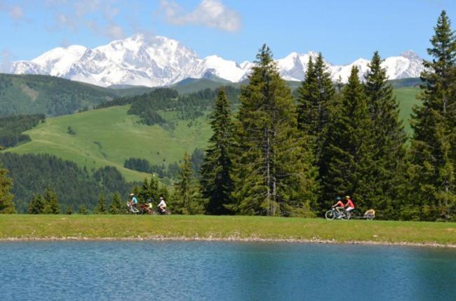 Le Refuge Du Lachat Кре-Волан Экстерьер фото